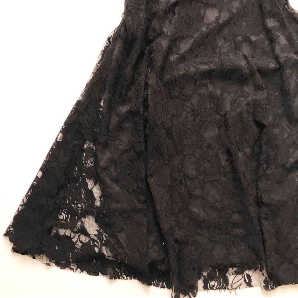 Black lace dress with floral detail. - Picture 8 of 8